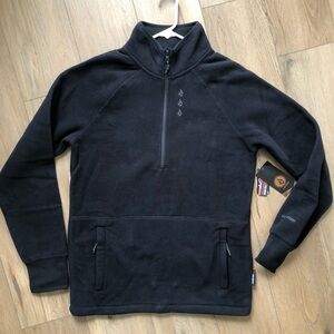 Iconic Volcom Men's Black 3/4 Zip Fleece. NWT